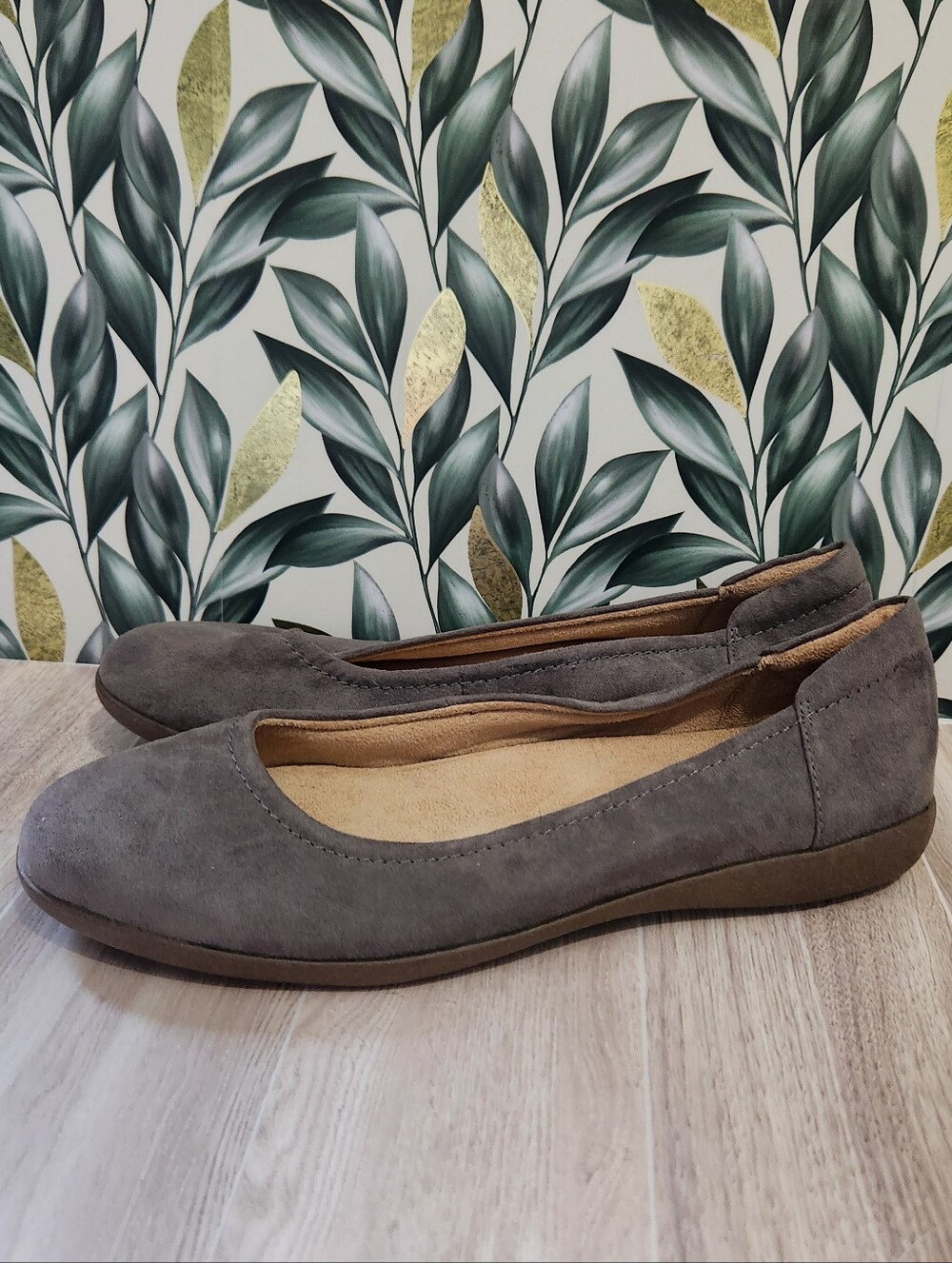 Naturalizer Flexy Women's Size 10 M Round Toe Flats Brown Gray Faux Suede NWOB